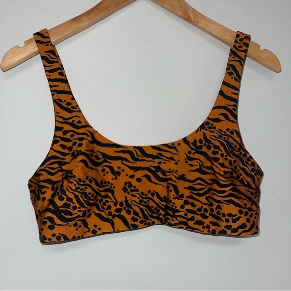 H&M Bikini Top Women's Size 10 US Bronze Orange Tiger Print Padded Scoop Neck - Picture 3 of 8